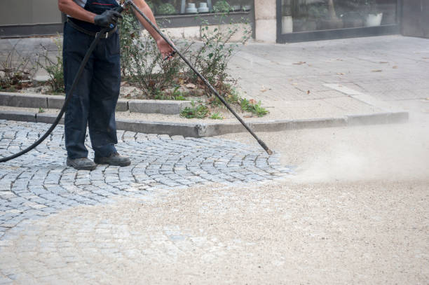Best Oil Spill Cleanup  in Ferndale, CA
